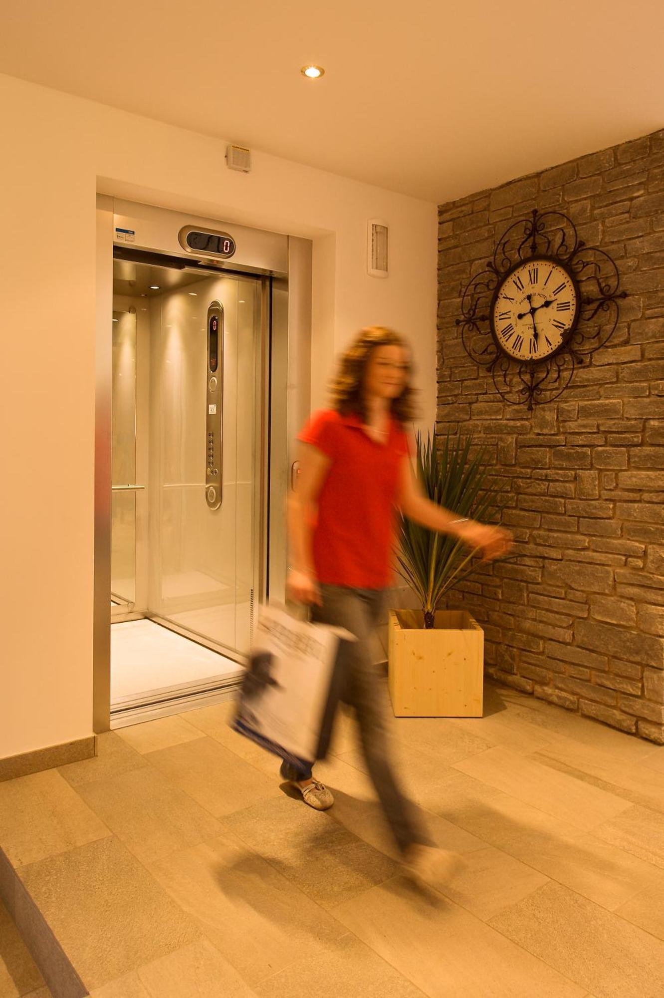 Helmhotel San Candido Dış mekan fotoğraf