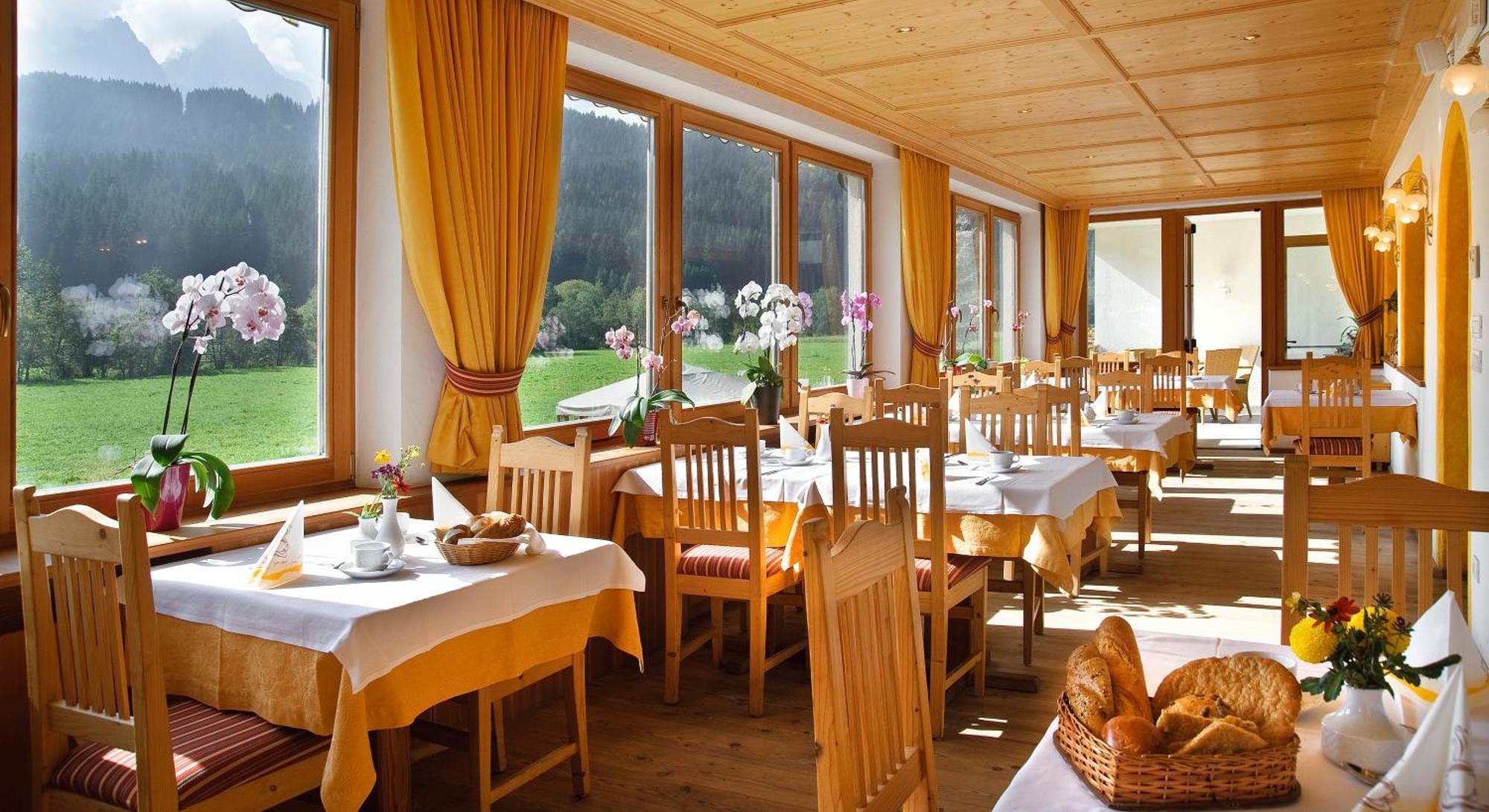 Helmhotel San Candido Dış mekan fotoğraf